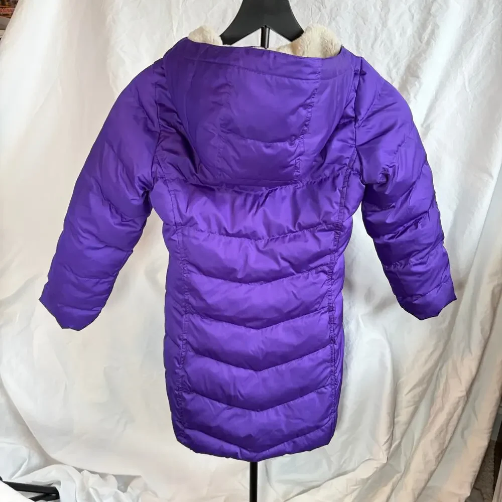 Lands End girls long purple fur lined puffer jacket. Size S 6-7. Heavyweight